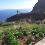 Сasa de vacaciones Panoramic Ocean View House São Roque do Faial