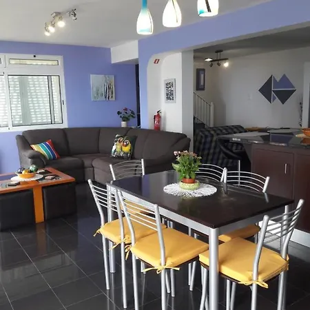 בית נופש Panoramic Ocean View House