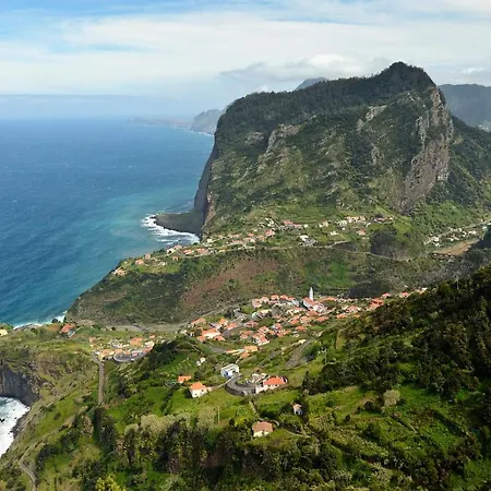 בית נופש Panoramic Ocean View House São Roque do Faial