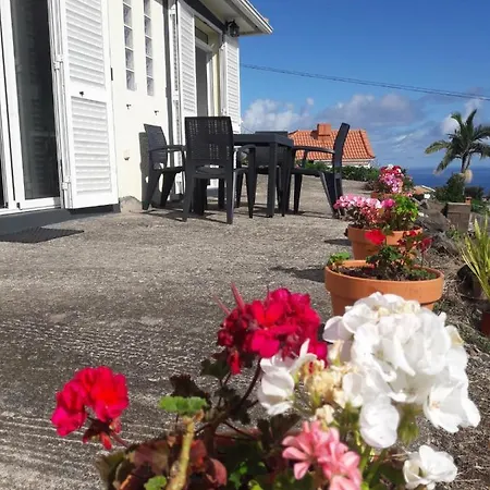 בית נופש Panoramic Ocean View House *