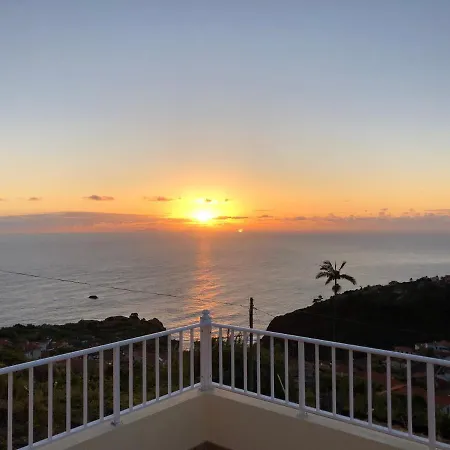 Panoramic Ocean View House Hébergement de vacances *