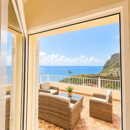 Vakantiehuis Panoramic Ocean View House *