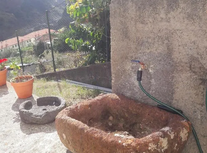 Panoramic Ocean View House São Roque do Faial