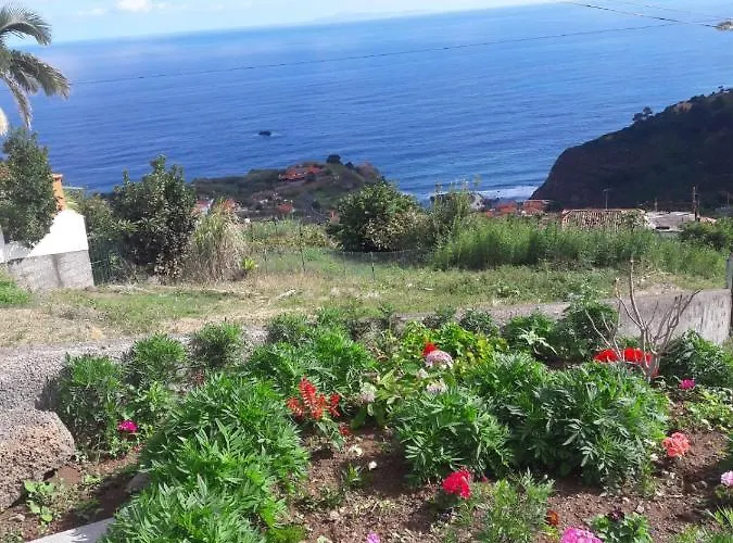 Panoramic Ocean View House São Roque do Faial